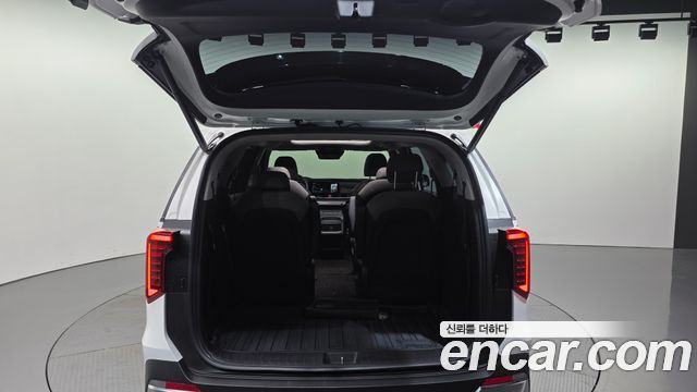 Kia Canival 2025 — photo 39