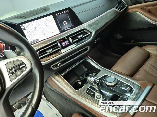 BMW X5 2022 — photo 10