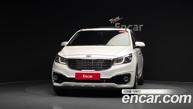 Kia Canival 2018 — photo 3