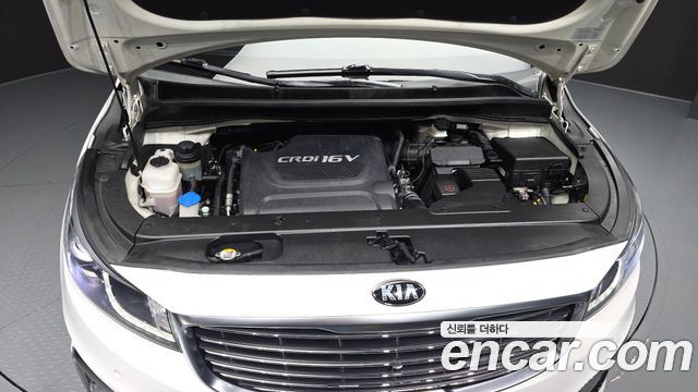Kia Canival 2018 — photo 6