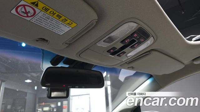 Kia Canival 2018 — photo 24