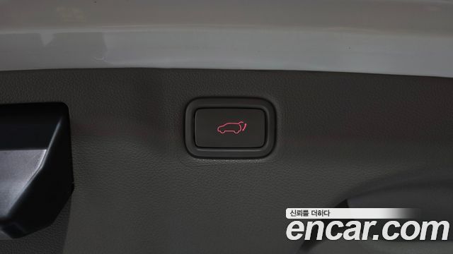 Kia Canival 2018 — photo 30