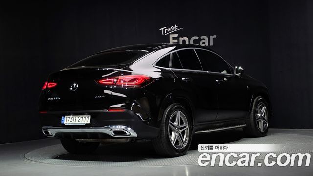 Mercedes-Benz GLE-Class 2021 — photo 2