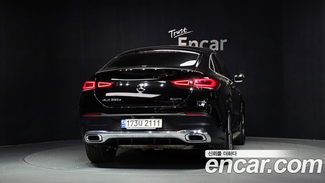 Mercedes-Benz GLE-Class 2021 — photo 4