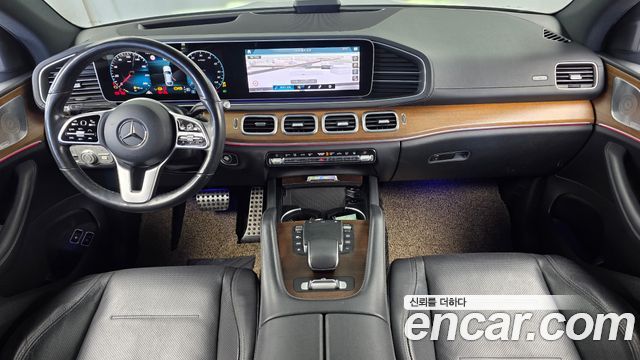 Mercedes-Benz GLE-Class 2021 — photo 10