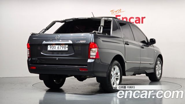 KG Mobility KORANDO 2012 — photo 2