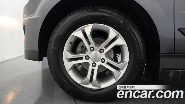 KG Mobility KORANDO 2012 — photo 5