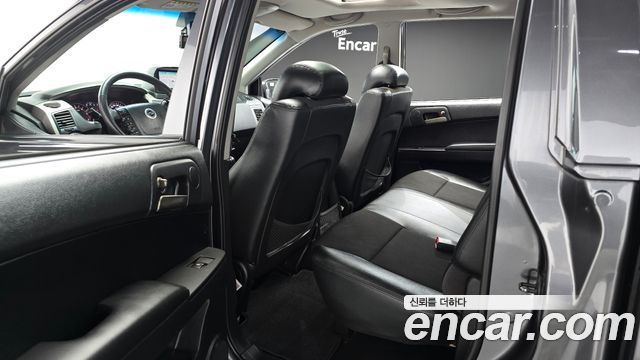 KG Mobility KORANDO 2012 — photo 11