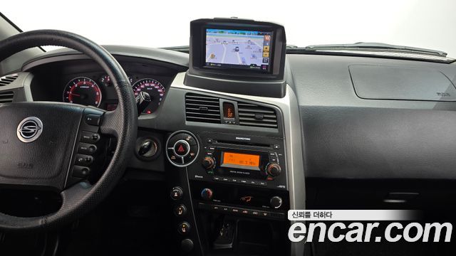 KG Mobility KORANDO 2012 — photo 13