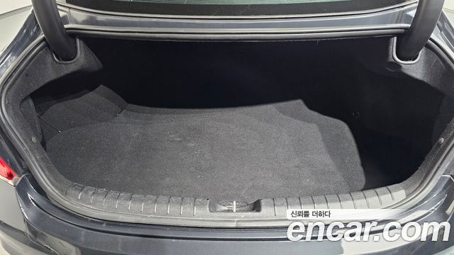 Hyundai Grandeur 2018 — photo 20