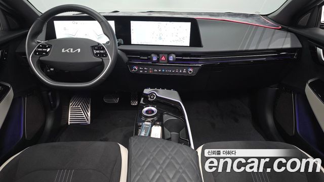 Kia EV6 2023 — photo 10