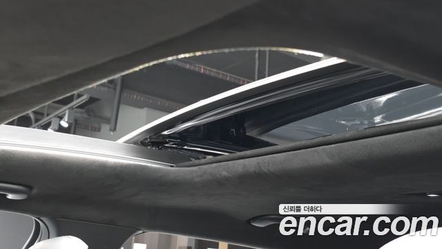 Kia EV6 2023 — photo 25