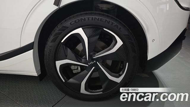 Kia EV6 2023 — photo 7
