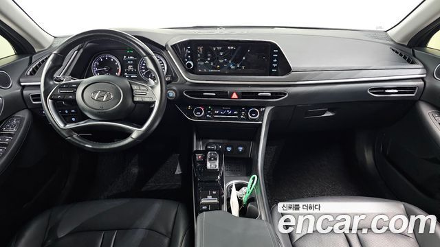 Hyundai Sonata 2022 — photo 10
