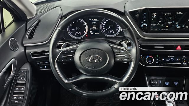 Hyundai Sonata 2022 — photo 21