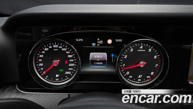 Mercedes-Benz E-Class 2018 — photo 8