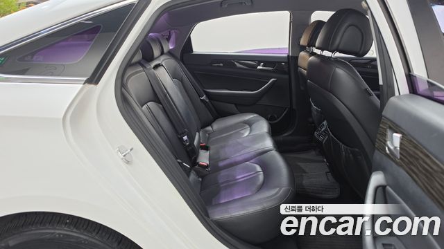Hyundai Sonata 2015 — photo 17