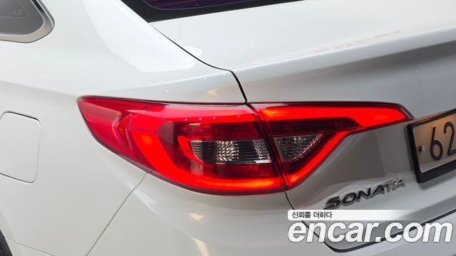 Hyundai Sonata 2015 — photo 9