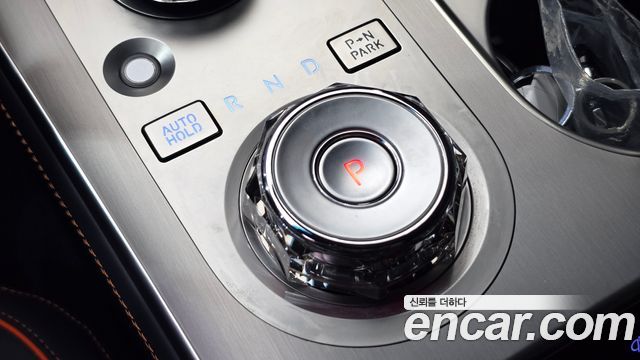 Genesis GV70 2026 — photo 12