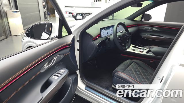 Genesis GV70 2026 — photo 13