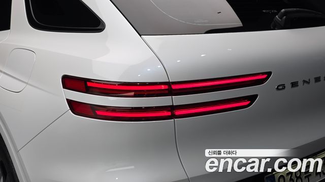Genesis GV70 2026 — photo 9