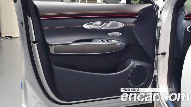 Genesis GV70 2026 — photo 14