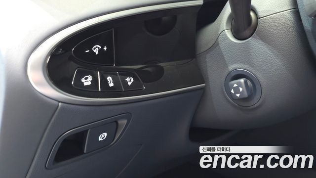 Genesis GV70 2026 — photo 28