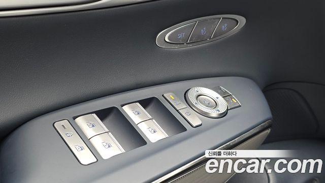 Genesis GV70 2026 — photo 30