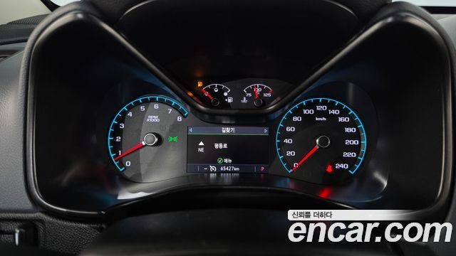 Chevrolet Korea Colorado 2021 — photo 11