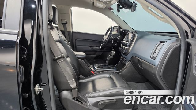 Chevrolet Korea Colorado 2021 — photo 16