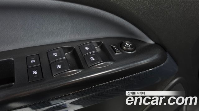 Chevrolet Korea Colorado 2021 — photo 30