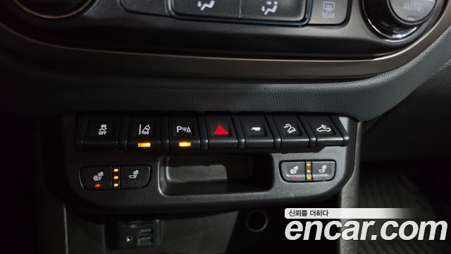 Chevrolet Korea Colorado 2021 — photo 31