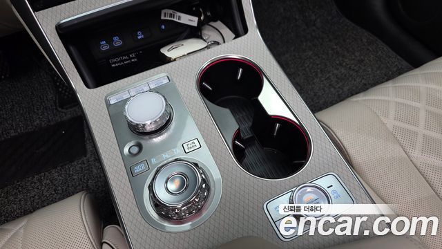 Genesis GV80 2024 — photo 12