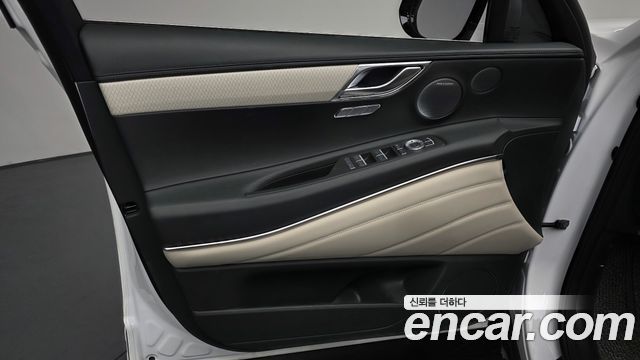 Genesis GV80 2024 — photo 14