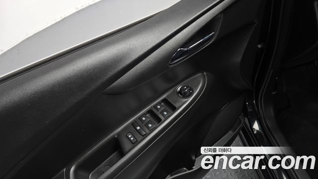 Chevrolet Korea Spark 2016 — photo 18