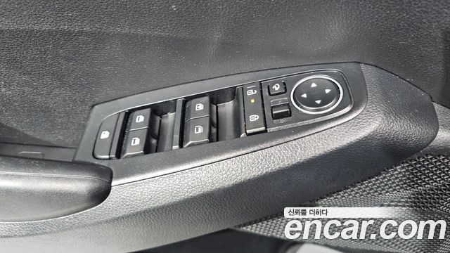 Kia Seltos 2023 — photo 28