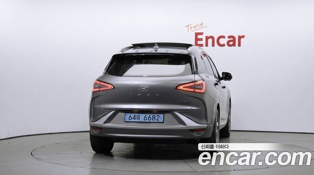 Hyundai Nexo 2023 — photo 4