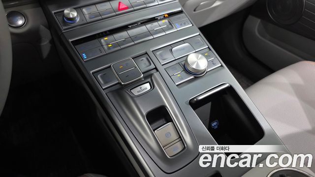 Hyundai Nexo 2023 — photo 9
