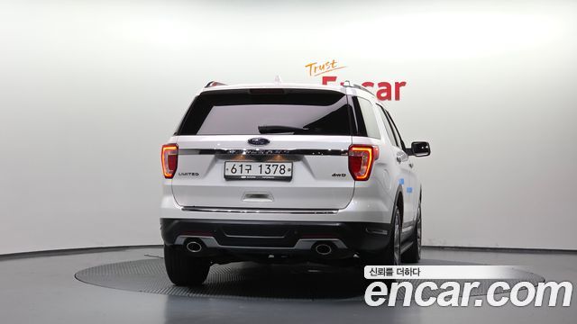 Ford Explorer 2018 — photo 4
