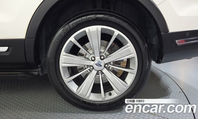 Ford Explorer 2018 — photo 7