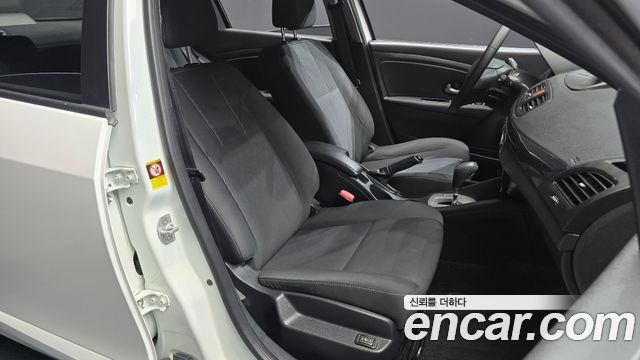 Renault Korea SM3 2015 — photo 16