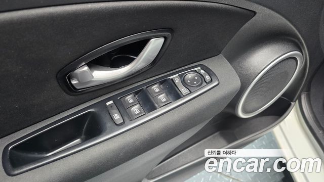 Renault Korea SM3 2015 — photo 28