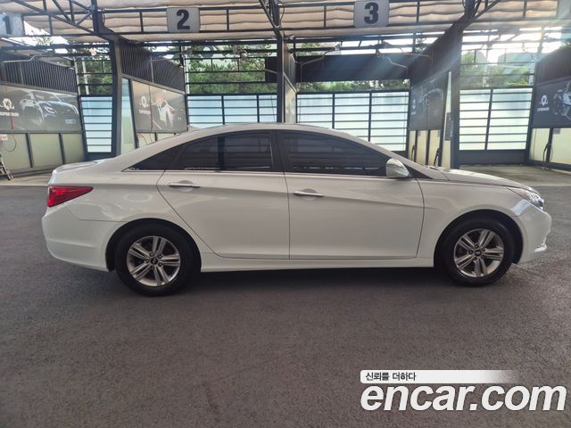 Hyundai Sonata 2013 — photo 7