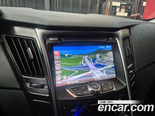 Hyundai Sonata 2013 — photo 10