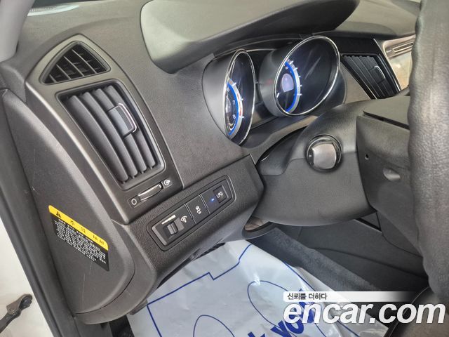 Hyundai Sonata 2013 — photo 18