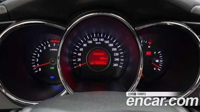 Kia K5 2013 — photo 11