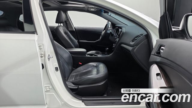Kia K5 2013 — photo 16