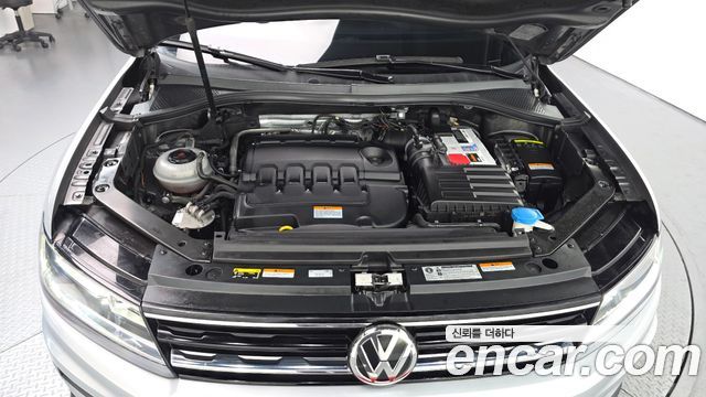Volkswagen Tiguan 2020 — photo 6