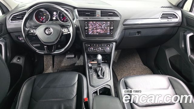 Volkswagen Tiguan 2020 — photo 10