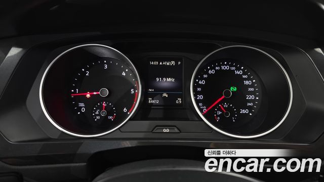 Volkswagen Tiguan 2020 — photo 11
